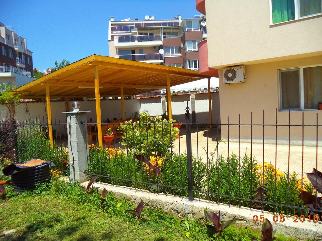 Sveti Georgi Guest House โซโซโปล ภายนอก รูปภาพ