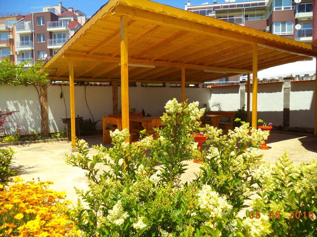 Sveti Georgi Guest House โซโซโปล ภายนอก รูปภาพ